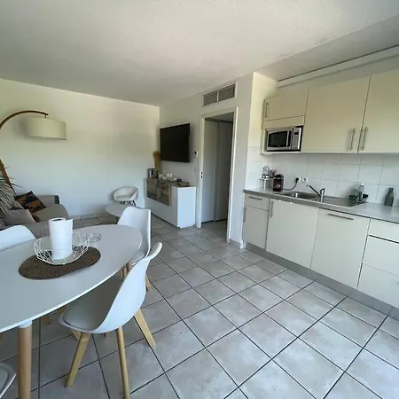 Cote D'Azur- Appartement Les Suites De Robinson Mandelieu Exterior foto