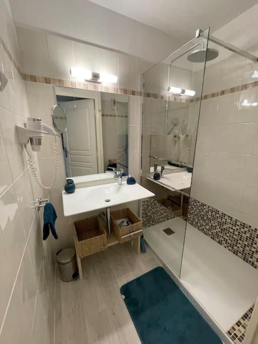 Apartment Cote D'azur- Les De Robinson *